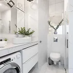 Appartement Chmielna 73a Superapart - Near Station *