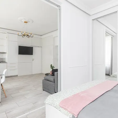 Apartment Superapart Chmielna 73a, Center Warsaw