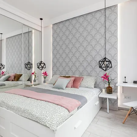 Chmielna 73a Superapart - Near Station Varsovia