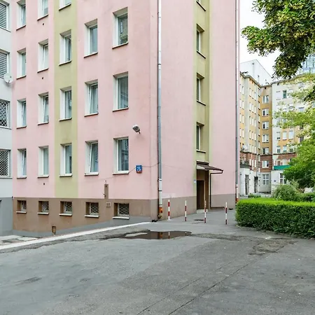 Chmielna 73a Superapart - Near Station Appartamento